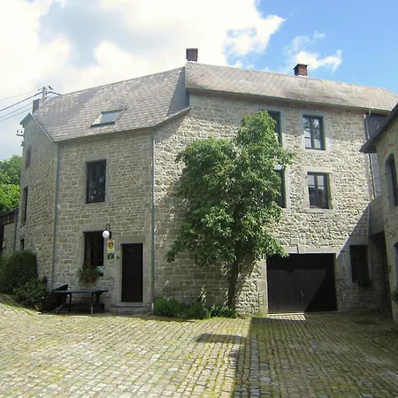 Дом отдыха Alpine Getaway In Neustift Treignes